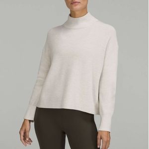 Lululemon Merino Wool Blend Rib Turtleneck Sweater Size 6 NWT